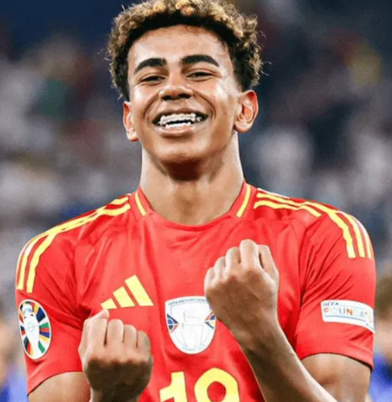 <a href='/news/tag/258.html' style='color: blue;'>巴萨</a>区域协调员博扬谈青训与亚马尔：冷静心态与成长护航